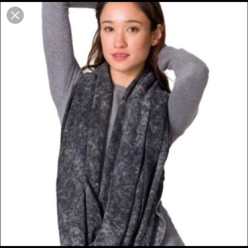 AA acid wash gray circle infinity scarf